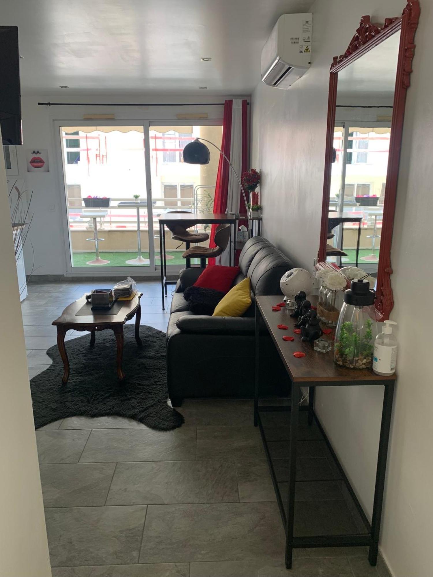Amour Azur Appartement Pour 2 Avec Jacuzzi Et Terrasse A 2 Minutes De La Mer Vallauris Esterno foto